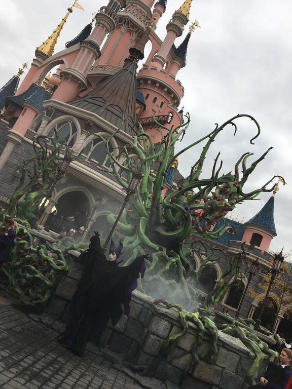 F&B'S Home Disneyland Paris Серри Экстерьер фото