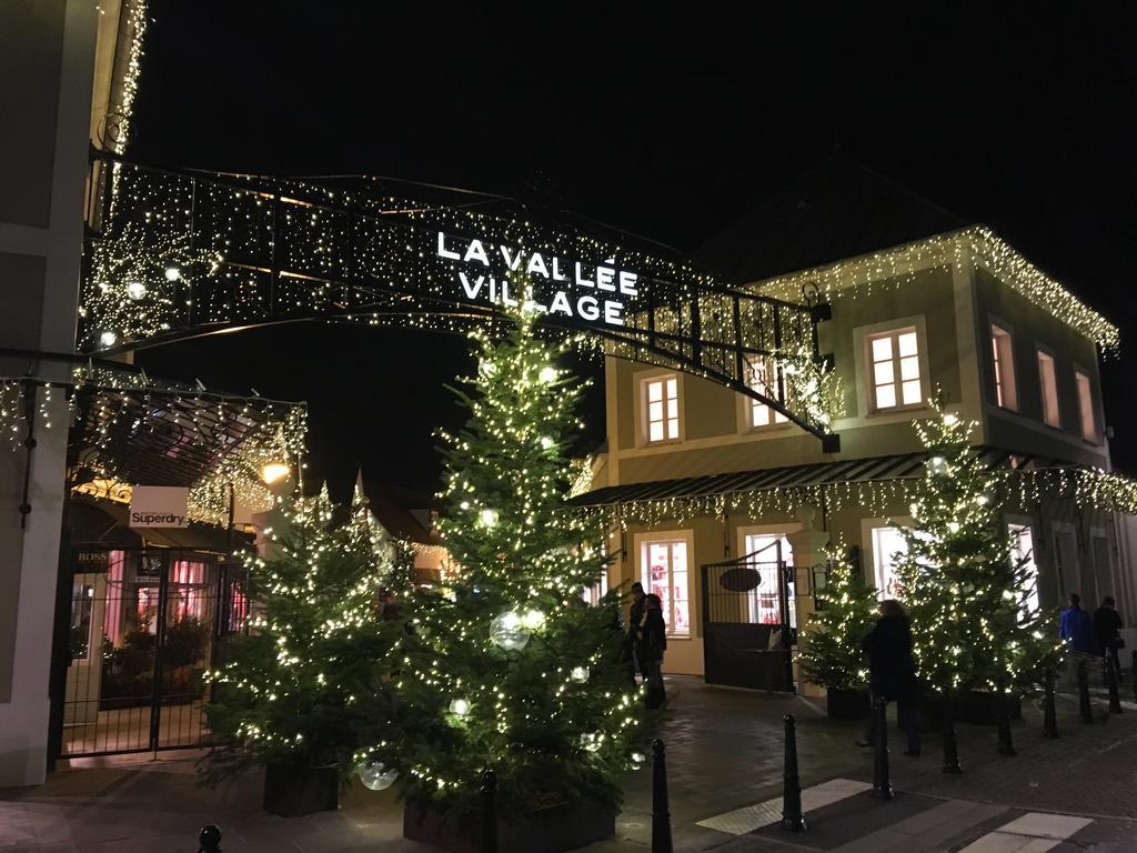 F&B'S Home Disneyland Paris Серри Экстерьер фото